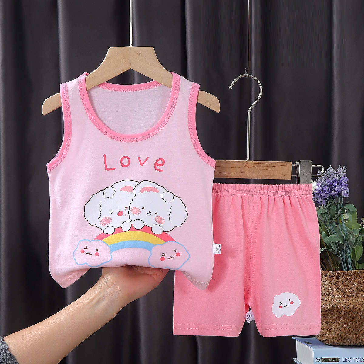 Sleeveless Shirt & Shorts